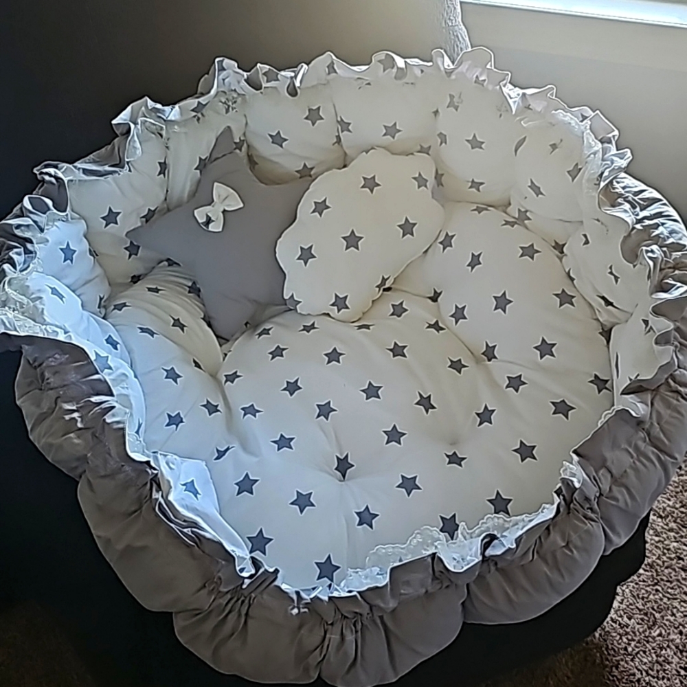 Mottokids play cushion for babies or pets